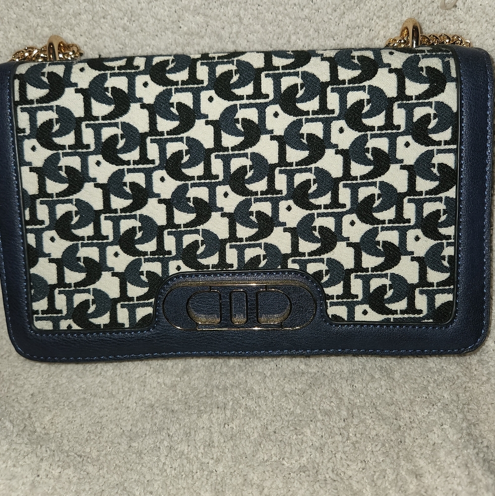 Dune purse